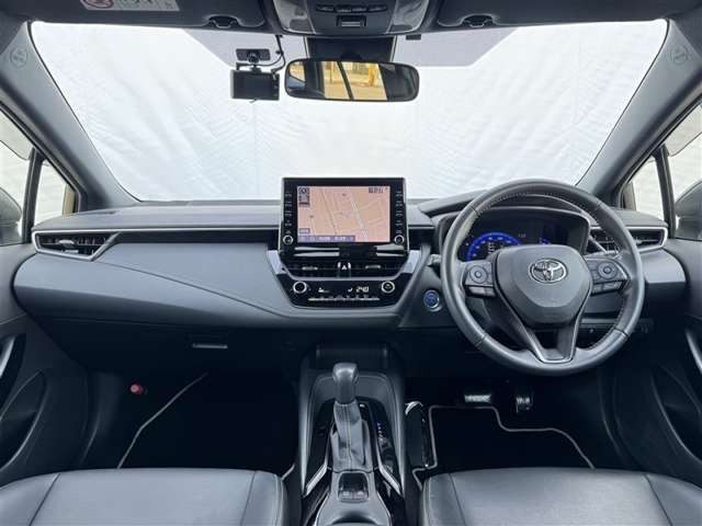 カローラツーリング1.8 ハイブリッド W×B