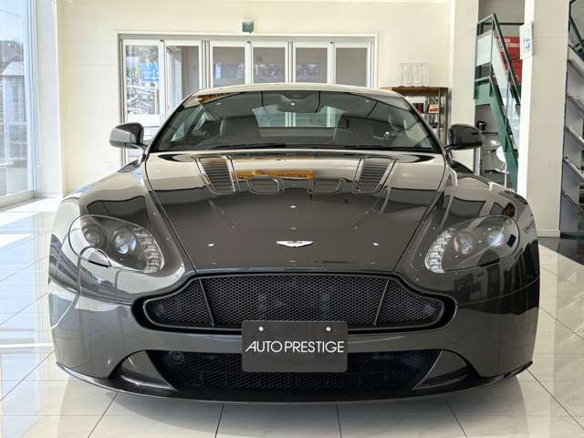 V12ヴァンテージS スポーツシフトIII