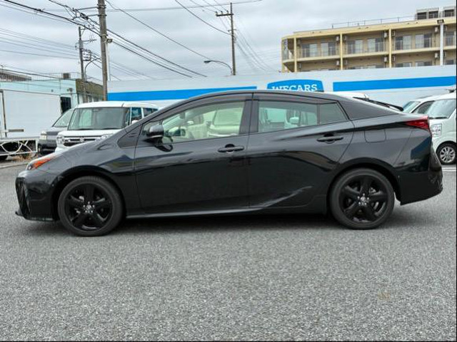 プリウス1.8 A ツーリングセレクション ブラックエディション