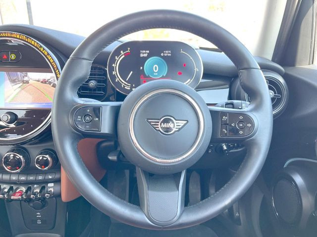 ���n���h�����̃X�������Ȃ��A���ꂢ�ȏ�Ԃ��ێ����Ă���܂��B�e�X�C�b�`���̓�����m�F�ς݂ł��B