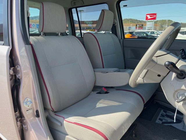 �^�]�Ȃ܂��ɂ͏\���ȃX�y�[�X������A�啿�ȕ��ł��������^�]���Ă�����������ł��B