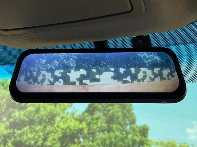 �y�f�W�^���C���i�[�~���[�z��Ȃ̑傫�ȉו��⓯��҂Ō�����m�F���Â炢���ł����S!�J�������B�e�����ԗ�����̉f�������[���~���[���ɕ\���B�N���A�Ȏ��E�ŏ󋵂̊m�F���\�ł�!