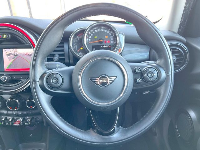 ���n���h�����̃X�������Ȃ��A���ꂢ�ȏ�Ԃ��ێ����Ă���܂��B�e�X�C�b�`���̓�����m�F�ς݂ł��B