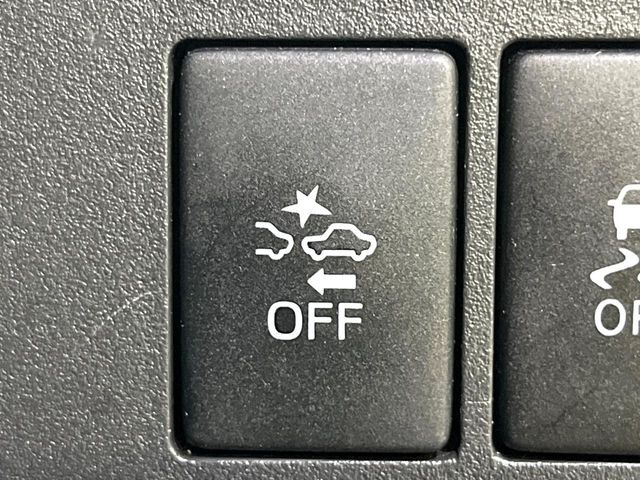 �y�X�}�[�g�A�V�X�g�z���s���ɑO���̎ԗ�����F�����A�Փ˂������Ȏ��͌x��ƃu���[�L�ŏՓˉ���Ɣ�Q�y�����A�V�X�g�B�����S�Ƀh���C�u�����y���݂��������܂��B