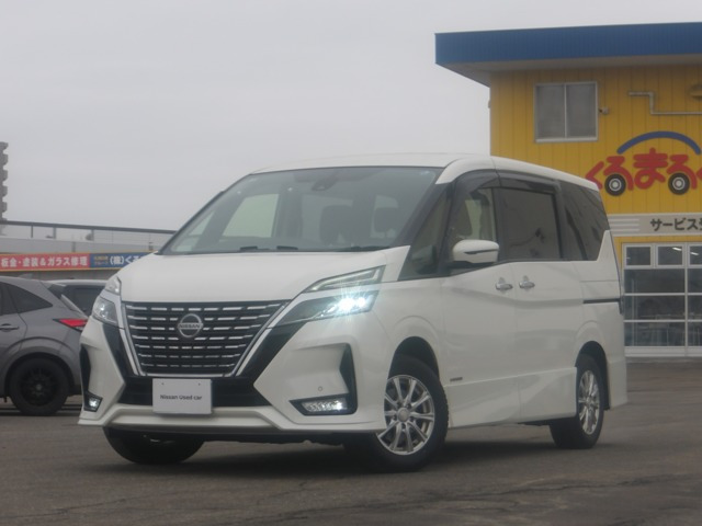 セレナ2.0 ハイウェイスターV 4WD