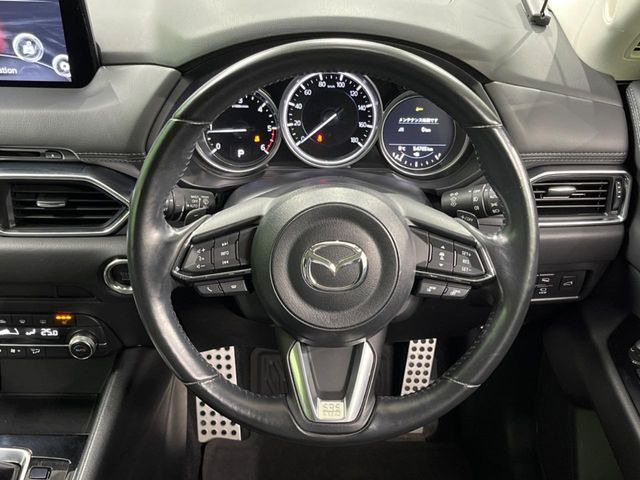 �y�����v�����X�e�A�����O�z�㎿�Ȋv���g�p���邱�ƂŁA��ɂ����������݂ƂĂ��^�]���₷���n���h���ł���