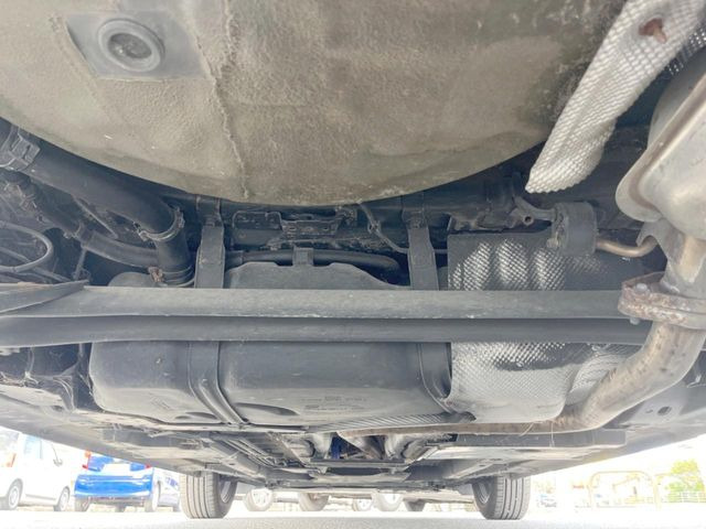 ����肪���ꂢ�Ȃ����ɁA�h�K���H�̎{�H���I�X�X���B�~��n��͂������A���ݕ��ɂ��Z���̕���A��Ń}�����E�E�B���^�[�X�|�[�c���������ɂ��D�]���������Ă���܂��B