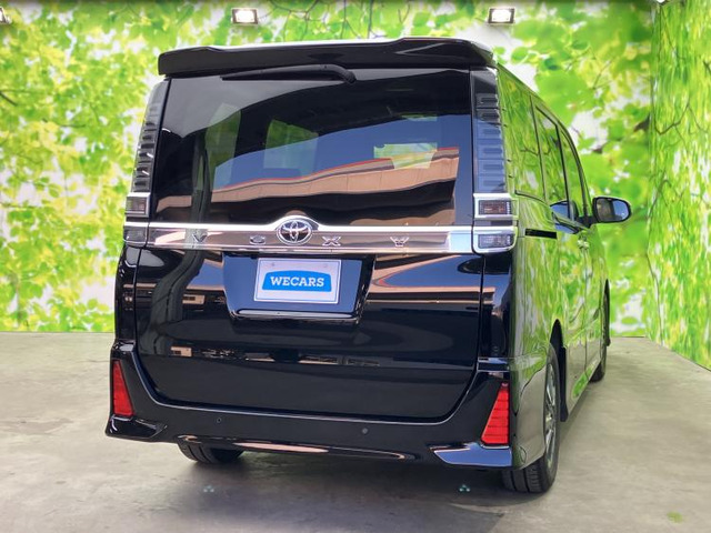 ヴォクシー2.0 ZS 煌III