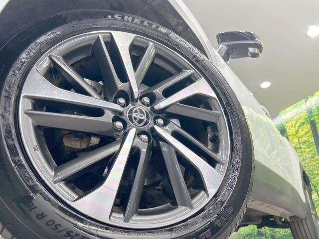 �y����18�C���`�A���~�z�C�[���z�O�ςɃ}�b�`���������A���~�z�C�[���𑕒����Ă���܂��B�e��ЊO�A���~�z�C�[����A�X�^�b�h���X�^�C�����戵�����Ă���܂��B���񂲑��k����������