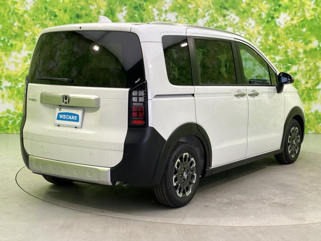 フリード1.5 クロスター