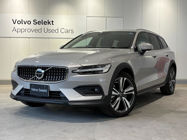 V60クロスカントリーウルトラ B5 AWD 4WD