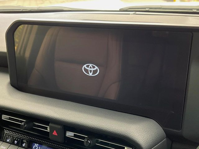 �y12.3�C���`���C�h�i�r�z�������ƃC���p�N�g�̂����^���C�h�i�r�𑕔��B�e��I�[�f�B�I����͂������A�������C�h��ʂł̃}�b�v2�����\���ȂǁA���֐��������i�r�ł���