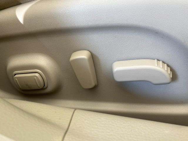 �y�p���[�V�[�g�z�X�C�b�`��ŊȒP�ɃV�[�g�̔��������\!�d��������͂�����܂���!���K�ȃV�[�g�|�W�V�����ɃZ�b�g���āA���K�ȃh���C�u�����y���݂��������B