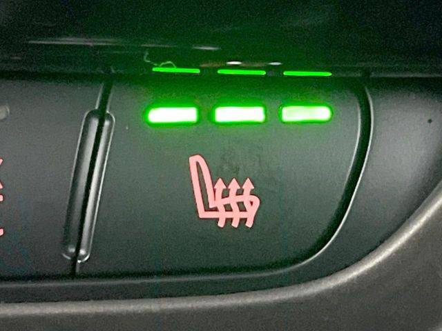 ���t�����g�V�[�g�q�[�e�B���O:�^�]�ȁE����ȋ��ɎO�i�K�Œ��߂��\�ȃV�[�g�q�[�^�[�𑕔����Ă���܂��B�G�߂��킸���K�ɂ��g�p���������܂��B