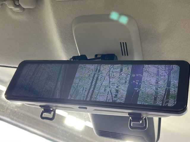 �y�f�W�^�����[���~���[�z��Ȃ̑傫�ȉו��⓯��҂Ō�����m�F���Â炢���ł����S!�J�������B�e�����ԗ�����̉f�������[���~���[���ɕ\���B�N���A�Ȏ��E�ŏ󋵂̊m�F���\�ł�!