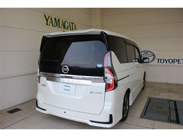 セレナ1.2 e-POWER ハイウェイスターV