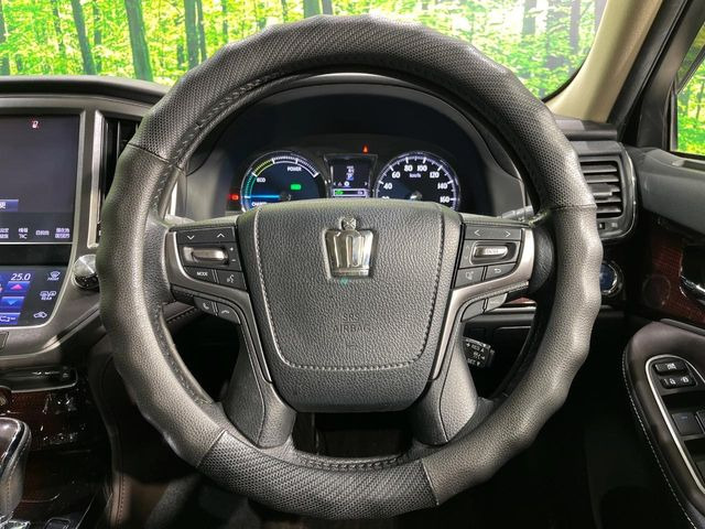 �y�����v�����X�e�A�����O�z�㎿�Ȋv���g�p���邱�ƂŁA��ɂ����������݂ƂĂ��^�]���₷���n���h���ł���