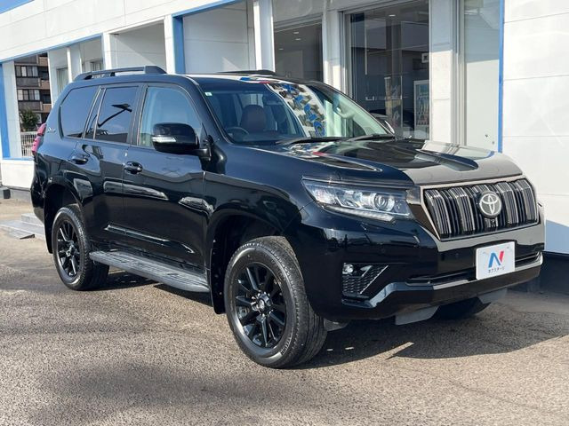 �������x�̃K���X�疌�ŝ����͂������A�㎿�ȃc���E����������B���O����_���J�����؂Ȉ��Ԃ�ی삵�A�F�����E�򉻂�h�~�B�u�e�X�v���b�V���R�[�g�v�A�u�e�v���~�b�T�R�[�g�v���炨�I�т��������܂��B