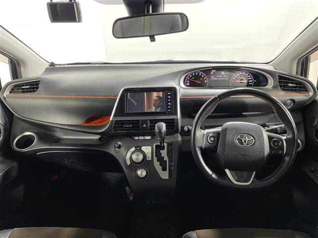 シエンタ1.5 G クエロ