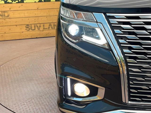 �yLED�w�b�h���C�g�z���V����ԑ��s�����ǍD�Ȏ��E���m�ۂ����S���ĉ^�]�ł��鍂�P�xLED�w�b�h���C�g�𑕔�!�_�����x�������A����d�͂��}�����Ă��܂��B