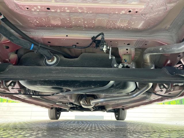 ��D�]�𒸂��Ă���܂��{�f�B�̒e�X�v���b�V���R�[�g���D�]��t���B�ʏ�̃K���X�R�[�g�ƈقȂ�A�ϋv�N��6�N�̖��@���K���X�R�[�e�B���O���A�{�f�B���L���C�ȏ�Ԃɕۂ��Ă���܂��B