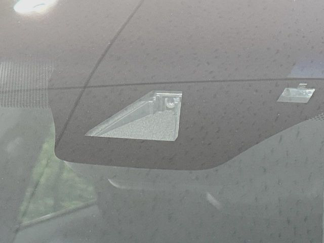 �y�g���^�Z�[�t�e�B�Z���X�z���s���ɑO���̎ԗ�����F�����A�Փ˂������Ȏ��͌x��ƃu���[�L�ŏՓˉ���Ɣ�Q�y�����A�V�X�g�B�����S�Ƀh���C�u�����y���݂��������܂��B