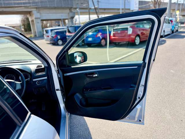 ���荠���i�̌y�����Ԃ���R���p�N�g�J�[�E�~�j�o���ȂǑ��ʂȃ��C���i�b�v�ł��q�l�����҂����Ă���܂�!