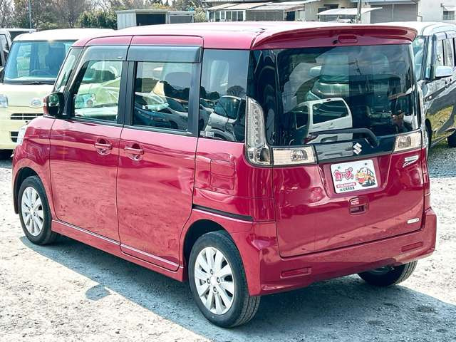 ���X�ł͌y�����Ԃ��畁�ʎԂ܂ŕ��L���I�[�����[�J�[�̎Ԏ�E�F�E�O���[�h��L�x�ɑ����Ă���܂��B