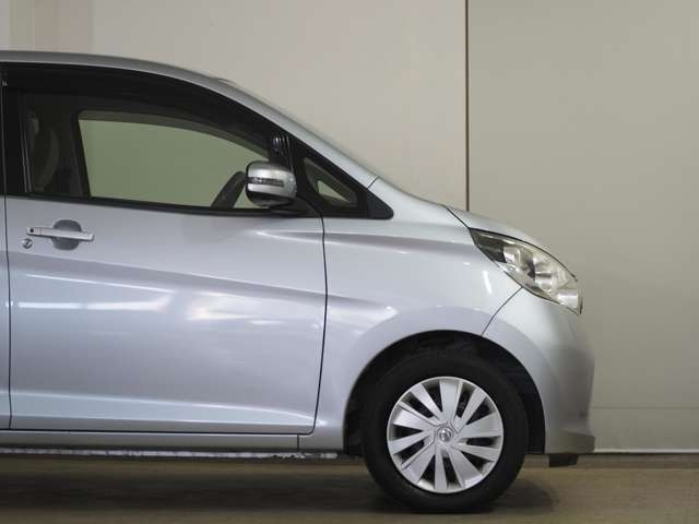 LINE�n�߂܂�����l�b�g�ɂ͍ڂ��Ă��Ȃ��ʐ^���������A�G���W���������������Ȃǂ̂��v�]�ɂ��������܂�!�F�B�o�^���ă��b�Z�[�W�������M������(^&omega;^)