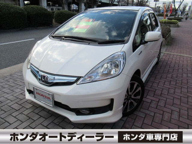 フィットハイブリッド1.5 RS ファインスタイル