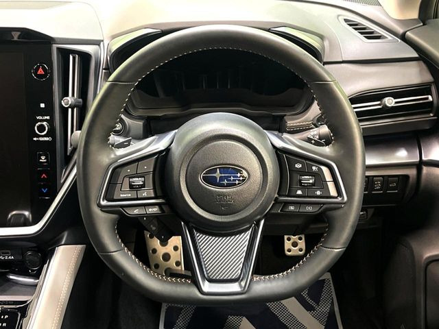 �y�����v�����X�e�A�����O�z�㎿�Ȋv���g�p���邱�ƂŁA��ɂ����������݂ƂĂ��^�]���₷���n���h���ł���