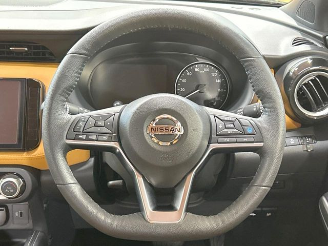 �y�����v�����X�e�A�����O�z�㎿�Ȋv���g�p���邱�ƂŁA��ɂ����������݂ƂĂ��^�]���₷���n���h���ł���