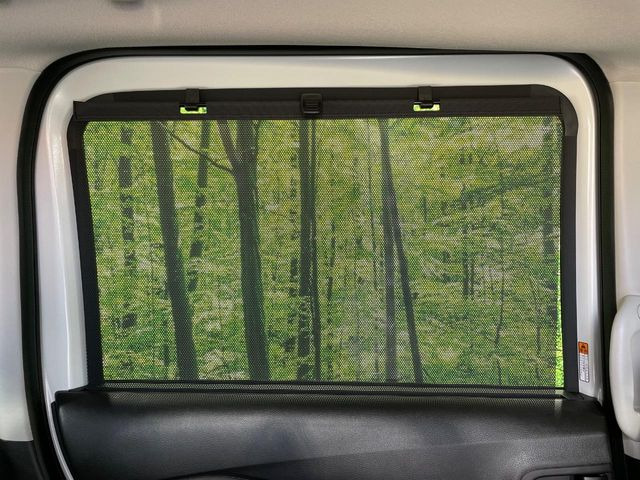 �y���[���V�F�[�h�z��������ԊO����̌���ῂ����Ƃ��ɃT�b�ƈ����o���Ďg����A���[���i�[�^�C�v�̃T���V�F�[�h�𑕔��B��Ȃɏ�������q�l���E�g�E�g�����������ȂǁA���Ђ����p����������