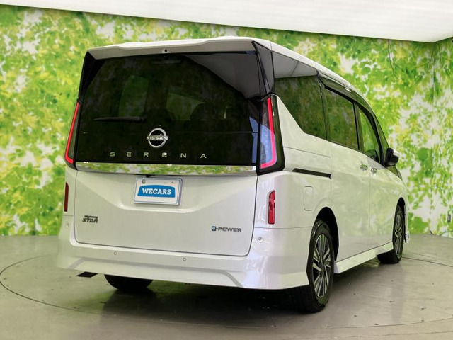 セレナ1.4 e-POWER ハイウェイスターV