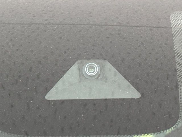 �y�O�He-Assist�z���s���ɑO���̎ԗ�����F�����A�Փ˂������Ȏ��͌x��ƃu���[�L�ŏՓˉ���Ɣ�Q�y�����A�V�X�g�B�����S�Ƀh���C�u�����y���݂��������܂��B