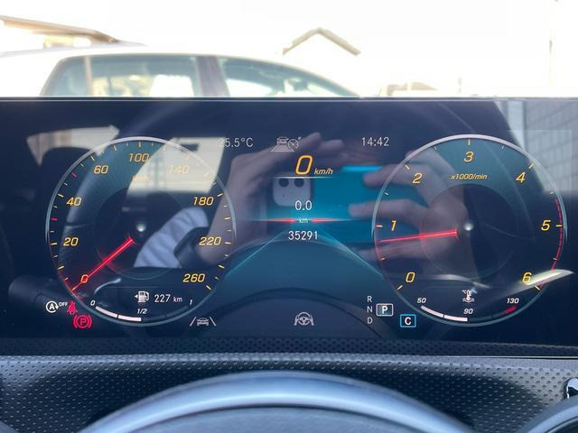 CLAクラスCLA200d AMGライン