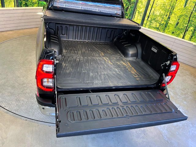 �ύڗ�500kg�̍L�X�Ƃ����f�b�L�́A�V�т���d���܂ő��p�r�Ɏg���܂��B�x�b�h���C�i�[��g�m�J�o�[�̎��t���������k��������