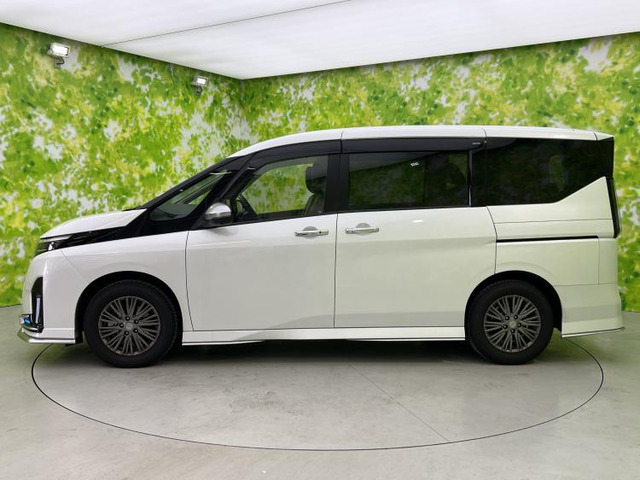 セレナ1.4 e-POWER AUTECH