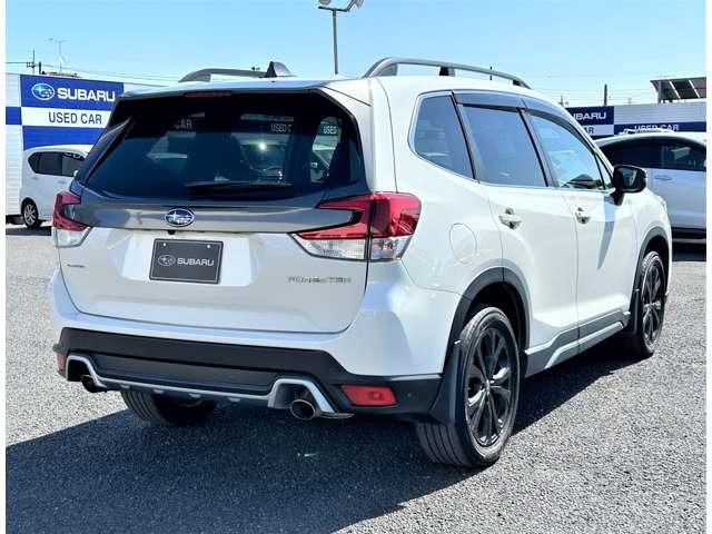 フォレスター1.8 スポーツ 4WD