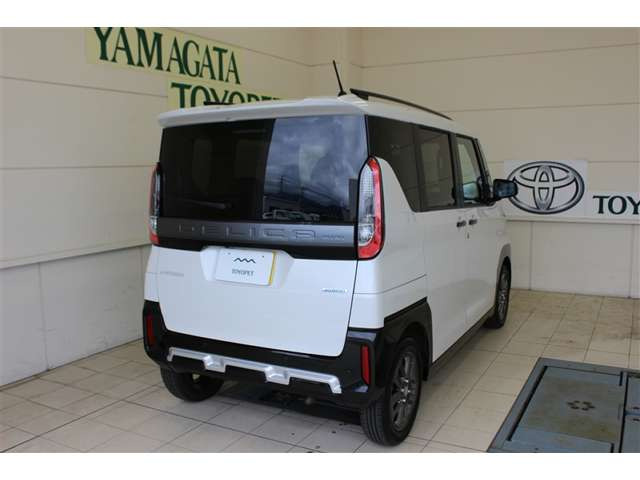 デリカミニT プレミアム 4WD