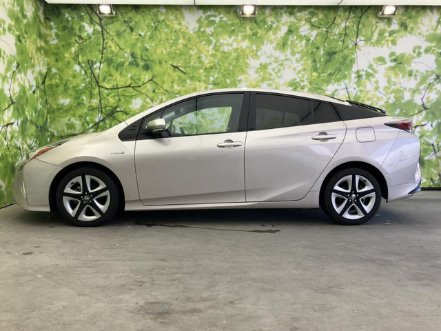 プリウス1.8 A ツーリングセレクション