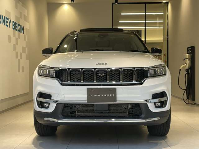 コマンダー2.0 リミテッド ディーゼル 4WD