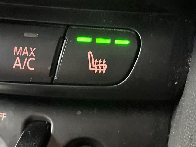 ���t�����g�V�[�g�q�[�e�B���O:�^�]�ȁE����ȋ��ɎO�i�K�Œ��߂��\�ȃV�[�g�q�[�^�[�𑕔����Ă���܂��B�G�߂��킸���K�ɂ��g�p���������܂��B