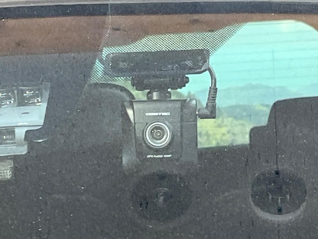 �y�h���C�u���R�[�_�[�z�h���C�u���R�[�_�[����!���s���͂������A������^�]�⎖�̂ɑ��������ہA�f���ŋL�^���A����̃��X�N�ɔ����܂��B���L�^�pSD�J�[�h�͂��q�l�����g�ł��������������K�v������܂��B