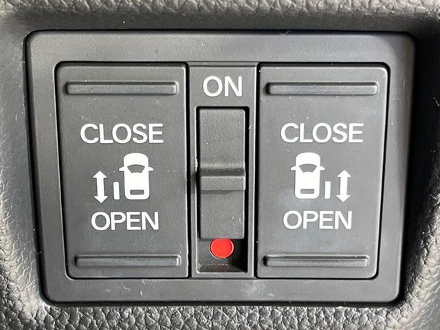 �y�����p���[�X���C�h�h�A�z�X�}�[�g�L�[��^�]�Ȃ̃X�C�b�`�Ō�ȗ����X���C�h�h�A�̊J���\���d��������͂����ăh�A���J����K�v�������A�����Ȃ��q�l�ł��ȒP�ɊJ���߂ł����K�ł���