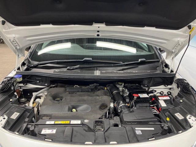 �����X�ł́A�e���[�J�[�̐�p�f�f�e�X�^�[�𓱓��B���Ǝ��i�����e�N�j�J���X�^�b�t���풓���Ă���܂��̂ŁA������̍ۂɂ����S���Ă����p���������܂��B