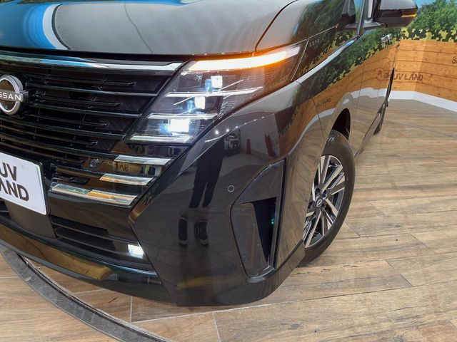 �yLED�w�b�h���C�g�z���V����ԑ��s�����ǍD�Ȏ��E���m�ۂ����S���ĉ^�]�ł��鍂�P�xLED�w�b�h���C�g�𑕔�!�_�����x�������A����d�͂��}�����Ă��܂��B