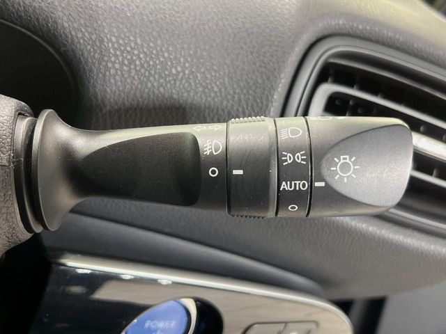 �y�I�[�g���C�g�z����̖��邳�ɉ����Ď����Ńw�b�h���C�g�̓_���E�������ł���@�\�ł�!���C�g�̕t���Y��E�����Y��Ȃǂ������Ȃ�A�J�̓���[���̑��s�����S!�g���l���ʉߎ����֗��ł��ˁ�