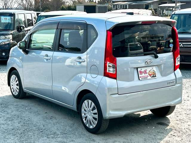 ���X�ł͌y�����Ԃ��畁�ʎԂ܂ŕ��L���I�[�����[�J�[�̎Ԏ�E�F�E�O���[�h��L�x�ɑ����Ă���܂��B