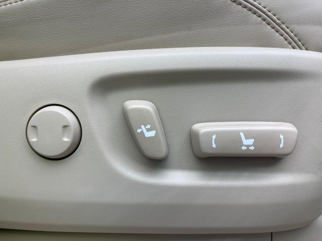 �y�p���[�V�[�g�z�X�C�b�`��ŊȒP�ɃV�[�g�̔��������\!�d��������͂�����܂���!���K�ȃV�[�g�|�W�V�����ɃZ�b�g���āA���K�ȃh���C�u�����y���݂��������B